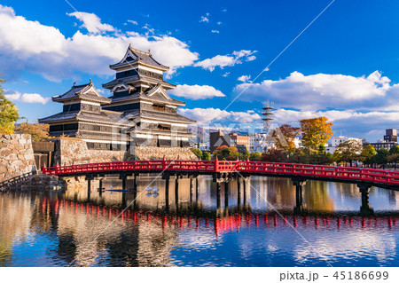 (長野県)国宝 松本城 夕景 (長野県)国宝 松本城 夕景 45186699