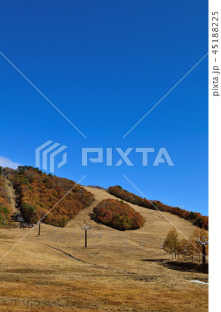 紅葉の恩原スキー場 45188225
