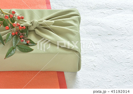 風呂敷包み　南天 45192014