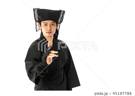 黒衣 45197788