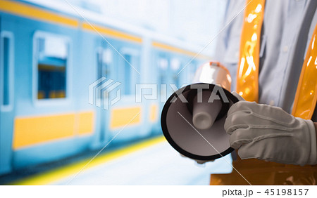 駅イメージ（撮影用に制作した駅施設・電車） 45198157