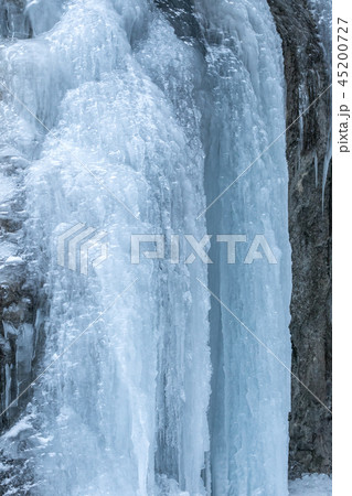 icefall on a rock wall 45200727