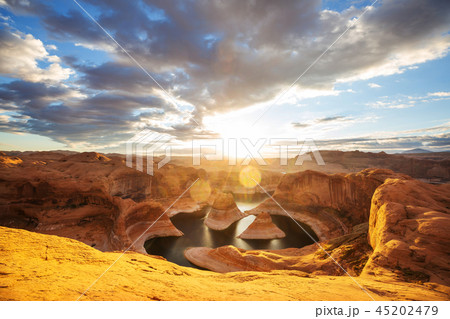 Powell lake 45202479