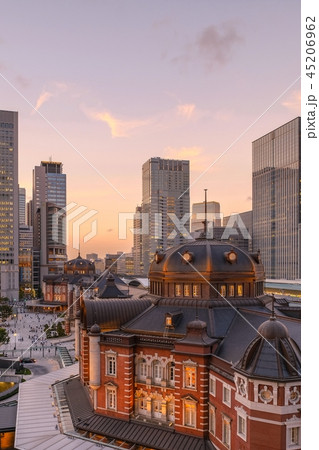 東京駅 （夕景） 45206962