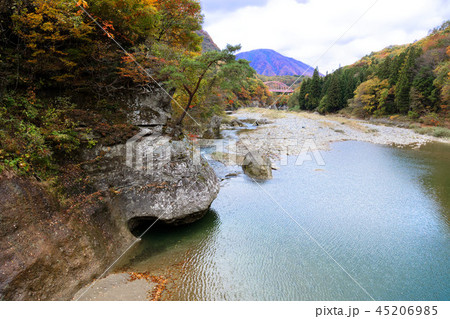 塔のへつり　紅葉 45206985