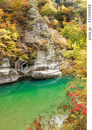 塔のへつり 紅葉の写真素材 塔のへつり 紅葉の写真素材