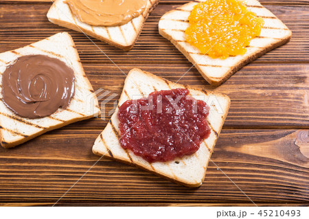 Mix of butter sandwich 45210493
