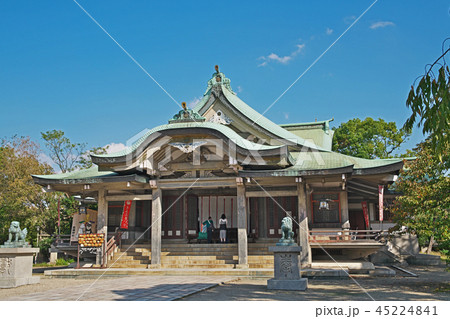 大阪　豊国神社　拝殿と本殿 45224841