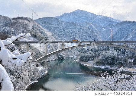 神通峡の雪景色 45224913