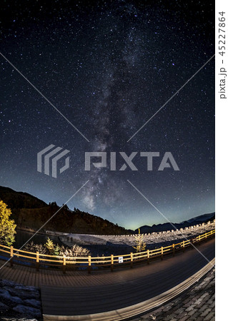 長野県　南相木ダム　星景 45227864