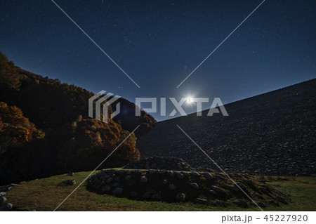 長野県　南相木ダム　月夜 45227920