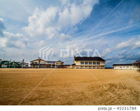 京丹後市の廃校・統廃合される小学校　間人小学校 45231784
