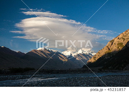 Beautiful mountain landscape 45231857