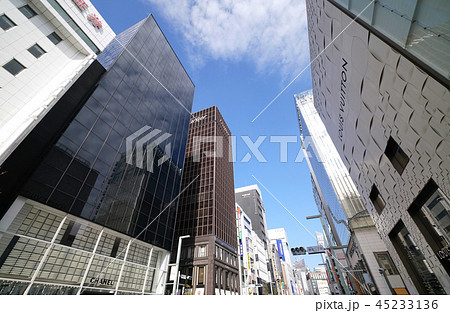 日本の東京都市景観 銀座の街並みを望む 日本の東京都市景観 銀座の街並みを望む 45233136