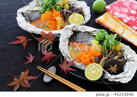 鮭ホイル焼き 45233646