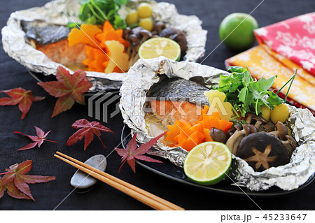鮭ホイル焼き 45233647