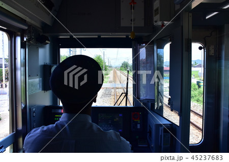 鉄道運転士 45237683