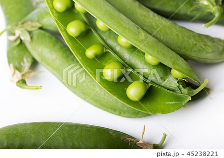 a green pea 45238221