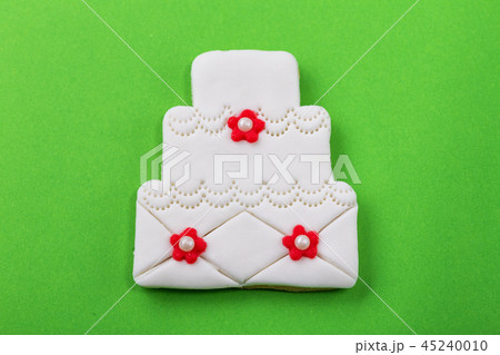 Decorative cookies for the wedding ceremony, close up. 45240010