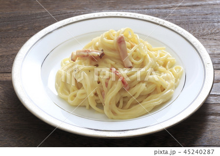カルボナーラ 45240287