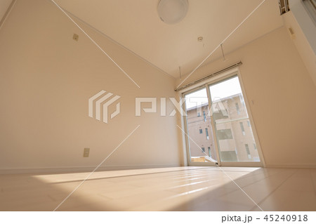 リフォームした部屋 和室から洋室 リフォームした部屋 和室から洋室 45240918