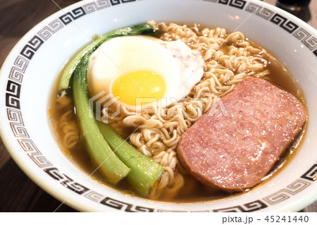 Hong Kong breakfast, noodle, eat, food, meat, egg 45241440