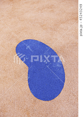 Soil decorated with circular 45243249