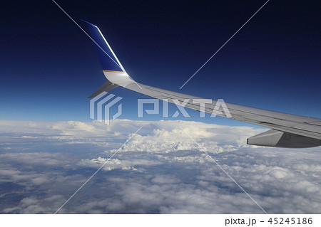 飛行機から撮影したアメリカ上空の空と雲 45245186