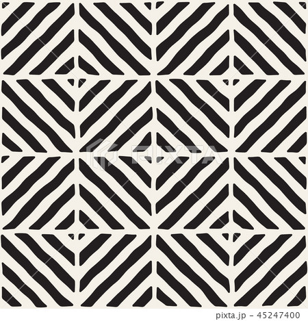 Hand drawn seamless repeating pattern with lines tiling. Grungy freehand background texture. 45247400