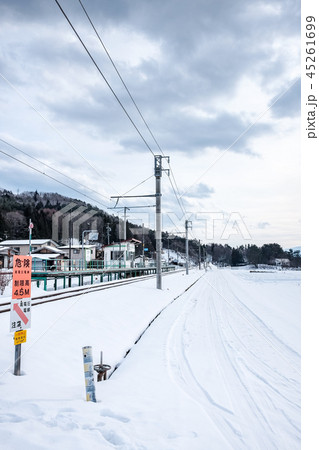 雪国の風景 45261699