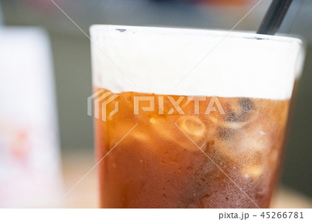 焦げ茶 紅茶 ブラックティ 45266781