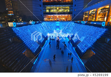 【横浜】クリスマスシーズンのドックヤードガーデン(国重要文化財「旧横浜船渠株式会社第二号船渠」) 【横浜】クリスマスシーズンのドックヤードガーデン(国重要文化財「旧横浜船渠株式会社第二号船渠」) 45269199