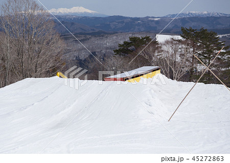 ゲレンデのアイテム（ボックスとダウンレール） 45272863