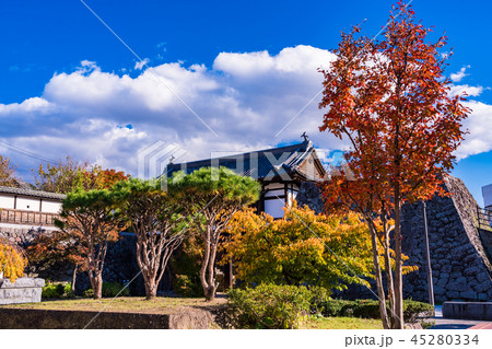 《長野県》小諸城址 大手門 紅葉 《長野県》小諸城址 大手門 紅葉 45280334
