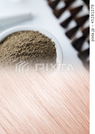 ヘアカラー 45281279