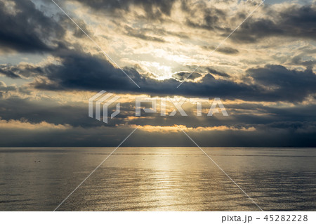 琵琶湖の夜明け 琵琶湖の夜明け 45282228