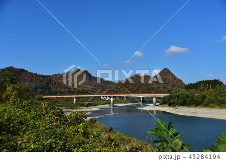阿賀野川沿いの風景 45284194