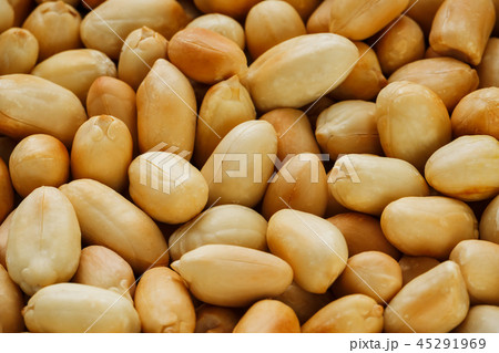 Peanut texture. food background of peanuts beans. 45291969