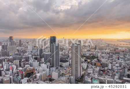 Panoramic Japan, Osaka city skyline in sunset Panoramic Japan, Osaka city skyline in sunset 45292031