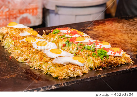 縁日のお好み焼き 45293204