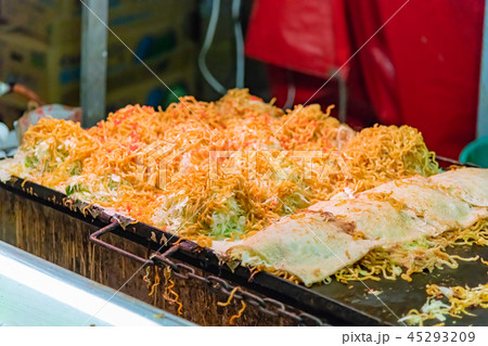 縁日のお好み焼き 縁日のお好み焼き 45293209