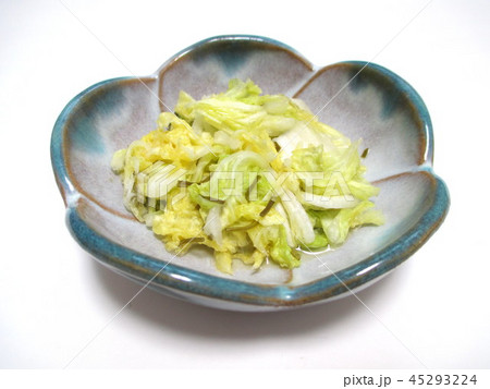 自家製の白菜の浅漬け 45293224