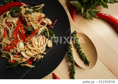 spaghetti spicy chicken thai pad ki mao spaghetti spicy chicken thai pad ki mao 45293656