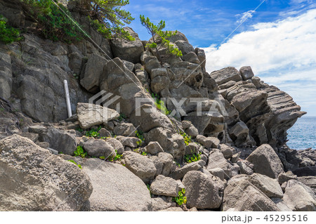 神秘の無人島、友ヶ島！序品窟！（和歌山県和歌山市加太）※作品コメント欄に撮影位置あり 45295516