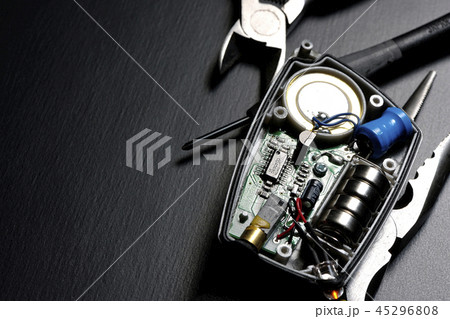 電子工学 45296808