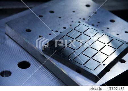 町工場イメージ　作業 45302185