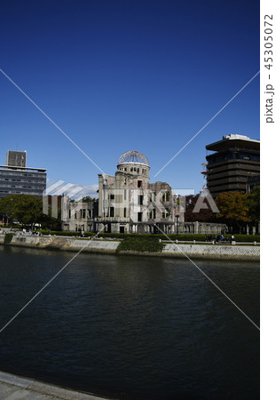 原爆ドーム　Atomic Bomb Dome　世界遺産　世界文化遺産　ユネスコ　広島　広島市　 45305072