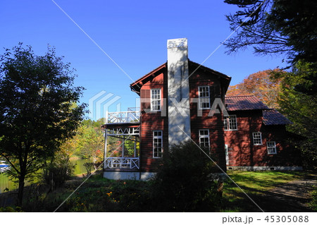 10月　軽井沢05睡鳩荘ｳﾞｫｰﾘｽﾞ建築の紅葉･軽井沢ﾀﾘｱｾﾝ 45305088