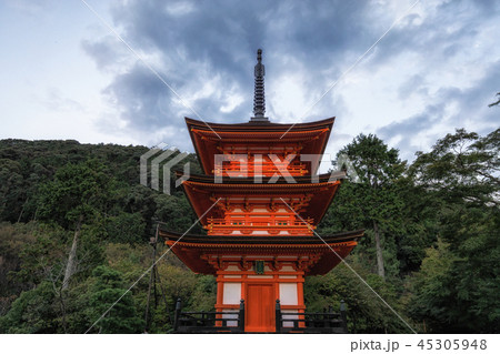 koyasu pagoda kiyamizudera 45305948