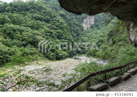 Shakadang trail and river 45316091